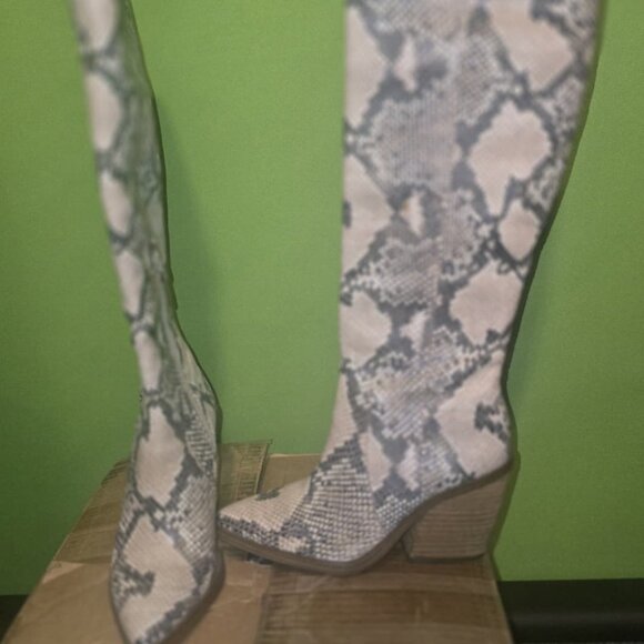 Vince Camuto Snake Print Knee-High Boots Women’s Size 5.5 - Picture 6 of 12